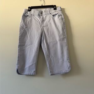 Gloria Vanderbilt Light Gray Capris